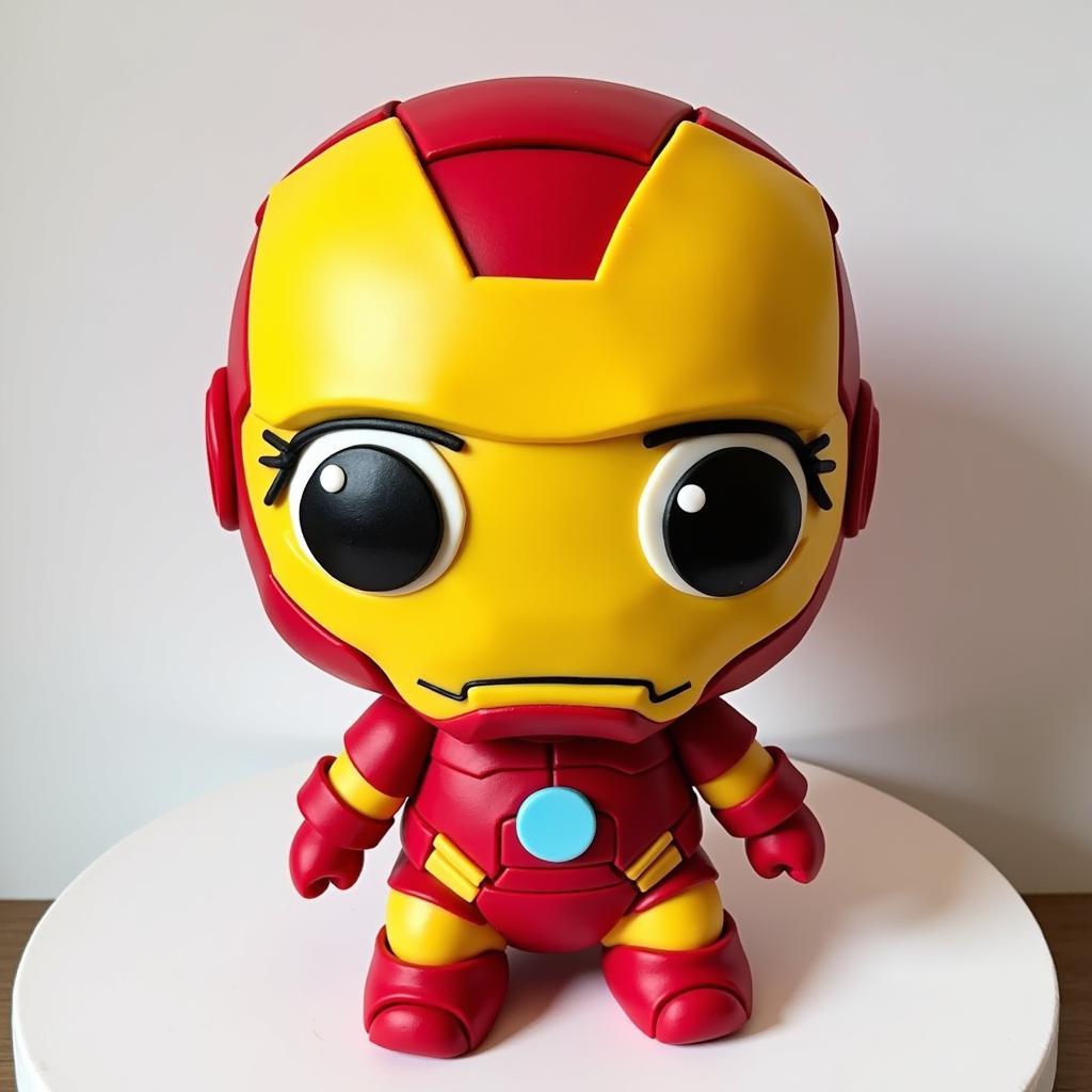 Bánh kem hình Iron Man chibi đáng yêu cho bé